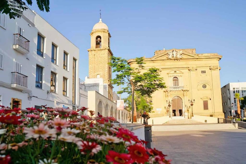 Enjoy The Historic Center Of Chiclana By C. Dreams Apartment Chiclana de la Frontera Exterior photo